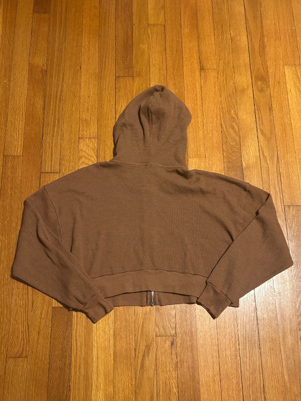 Aritzia TNA Cropped Brown Waffle Knit Zip Up Hoodie Women’s 2 - Picture 2 of 4